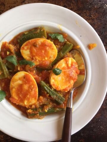 burmese egg and okra curry