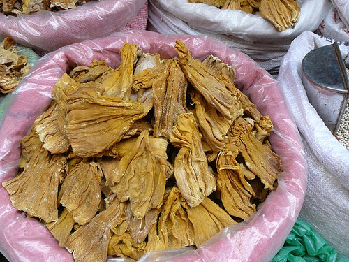 dried bamboo shoot mang kho