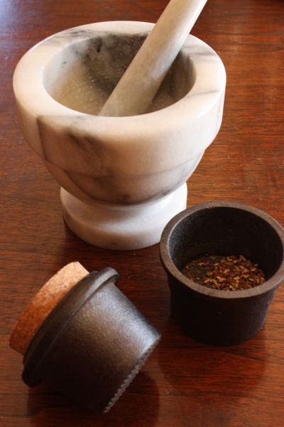 Spice-grinders-3