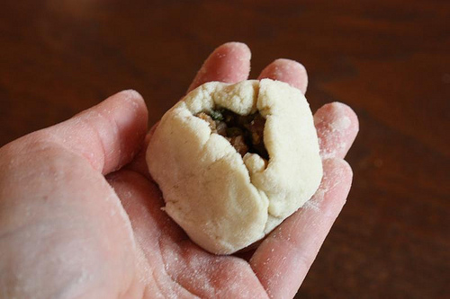 gluten-free bao shaping