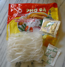 Instant pho noodle packet