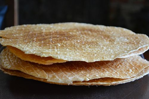 Vietnamese-rice-crackers