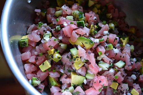 Spicy-tuna-tartare-recipe-process