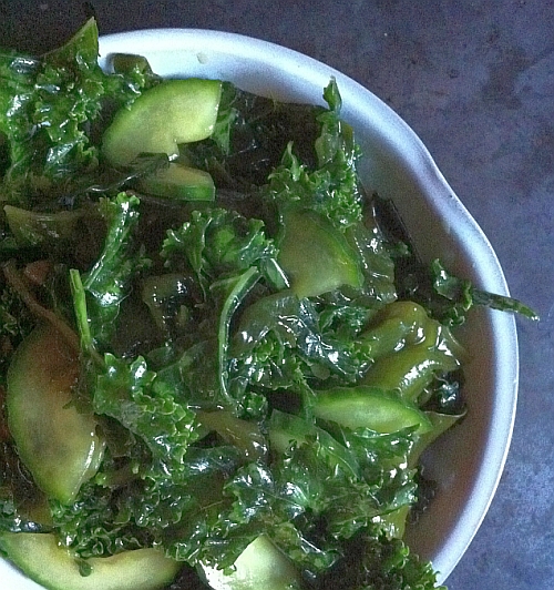 Kale-seaweed-salad