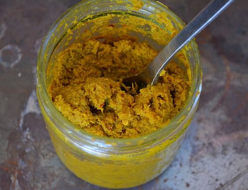 Thai-yellow-curry-paste