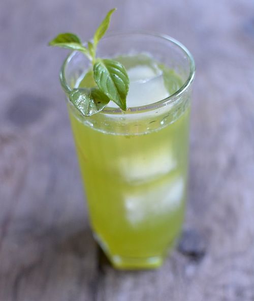 Lemon-basil-cocktail