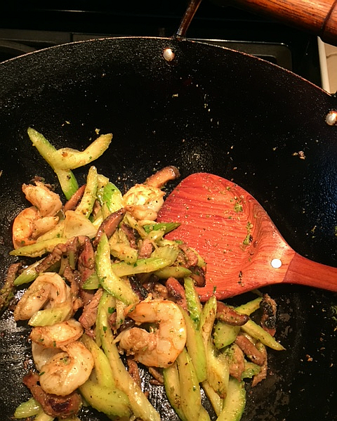 Stir-fry-cilantro-pesto