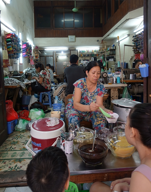 Hanoi-che-vendor-2015