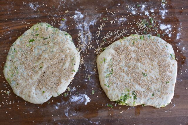 Scallion-bread-rounds