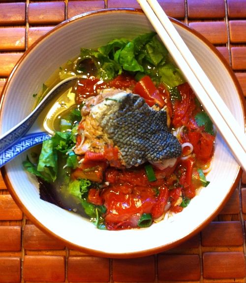 Bun rieu ca salmon