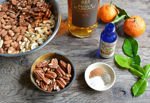 Fruitcake-2014-nuts-aromatics