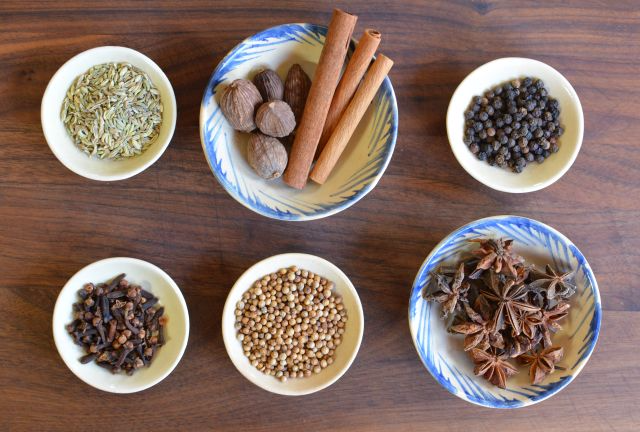 What Are Pho Spices, And How To Use Them?