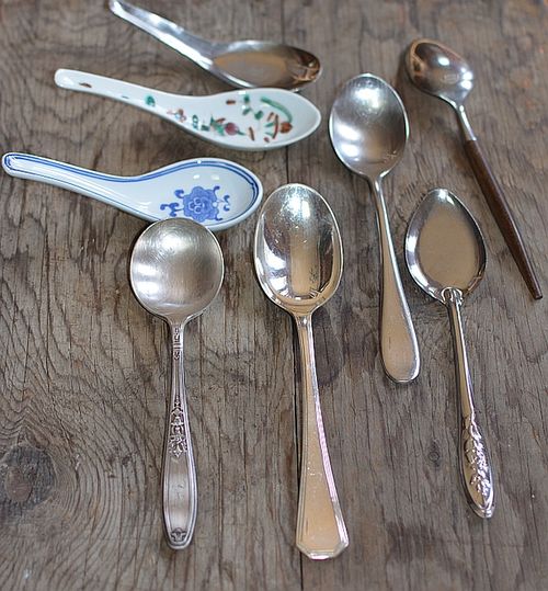 Tablesetting-spoons