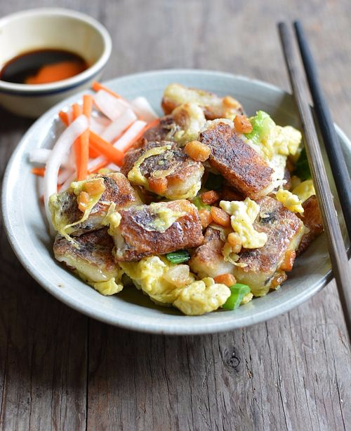 Dim sum radish cake fried