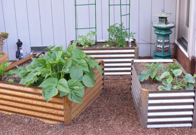 Garden-beds-metal