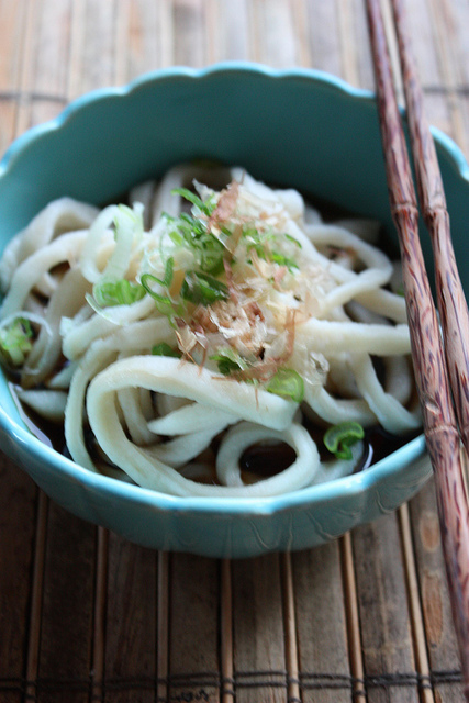 Asian cold noodle recipes -- Cold Udon Noodles 