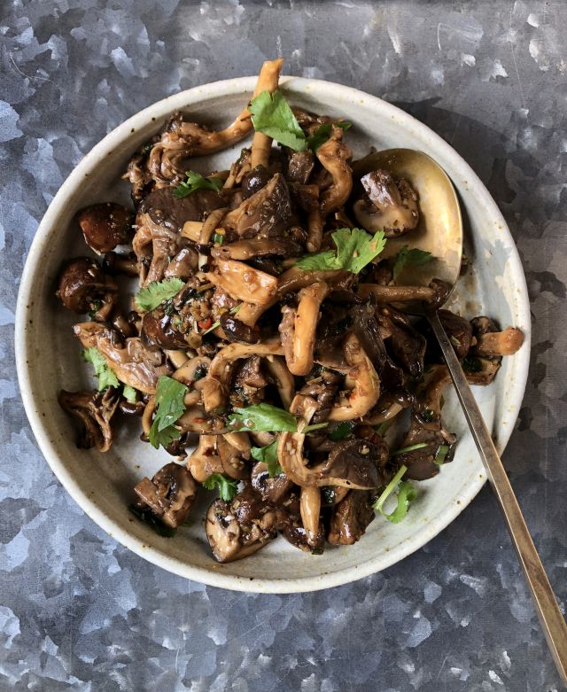 Lemongrass chile mushroom stir-fry