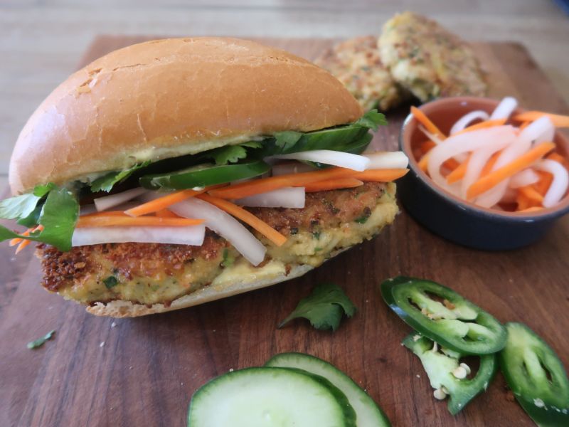 crab cake banh mi