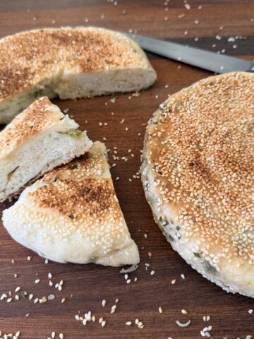 sesame scallion bread