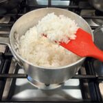 jasmine rice in pot