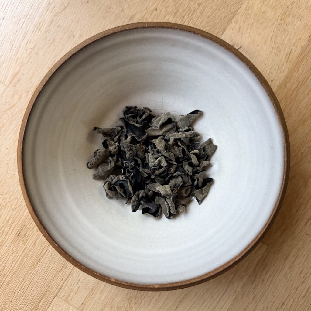 dried wood ear pre soak 1