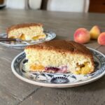 almond apricot cake squar