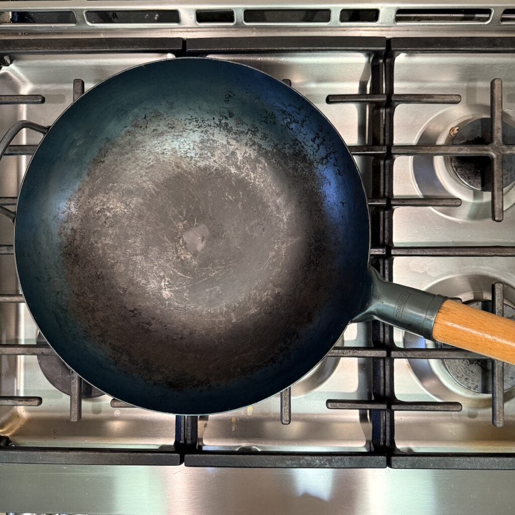 Yosukata blue carbon steel wok