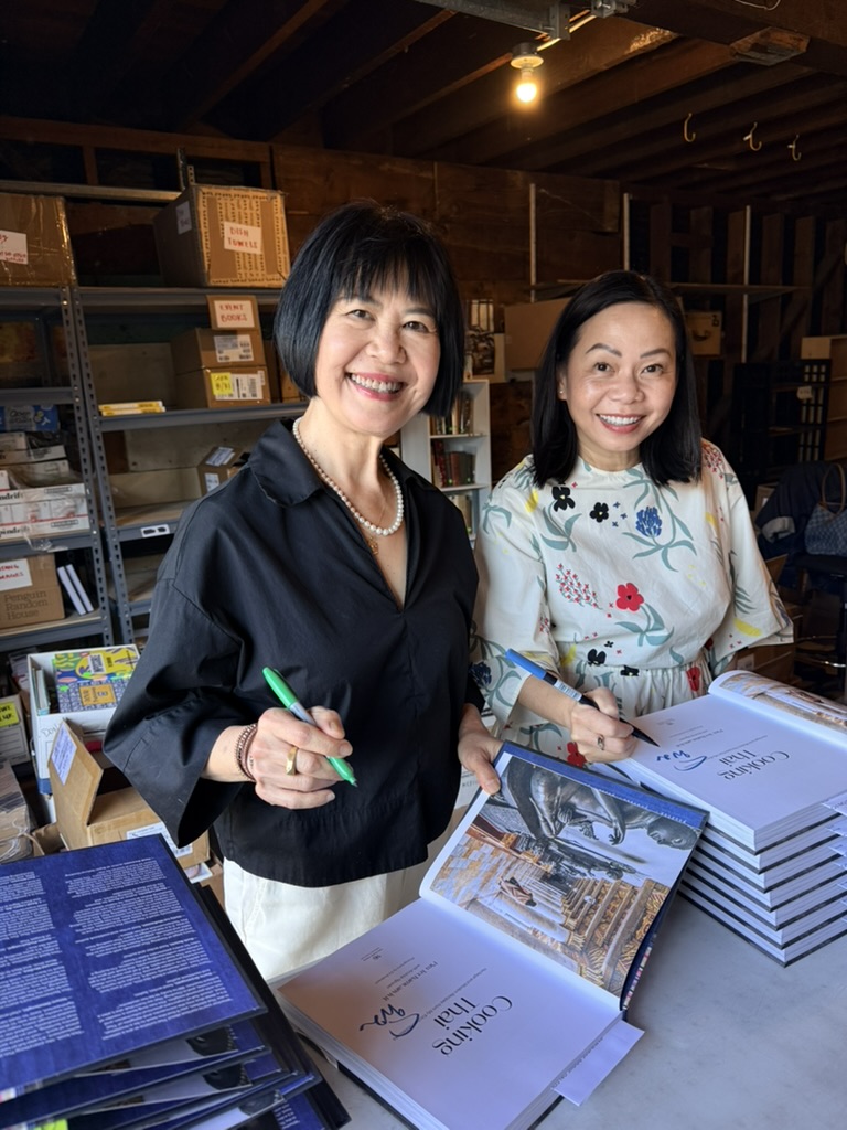Me and Pim s signing Cooking Thai