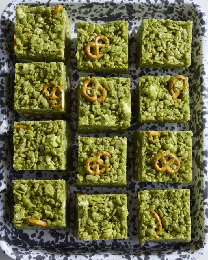 Fancy Crispy Rice Treats with Matcha and Pretzels from Bake Sum - Viet ...