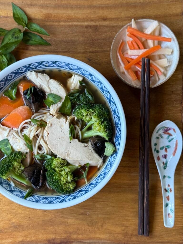 Vietnamese rotisserie chicken noodle soup (mi ga tiem)